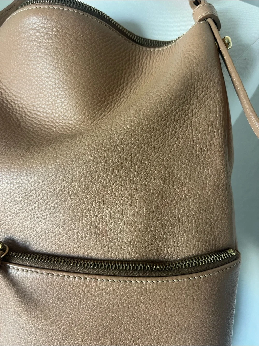 Dooney & Bourke Large Pebbled Leather Hobo Bag Tan Taupe Shoulder Purse Zip
